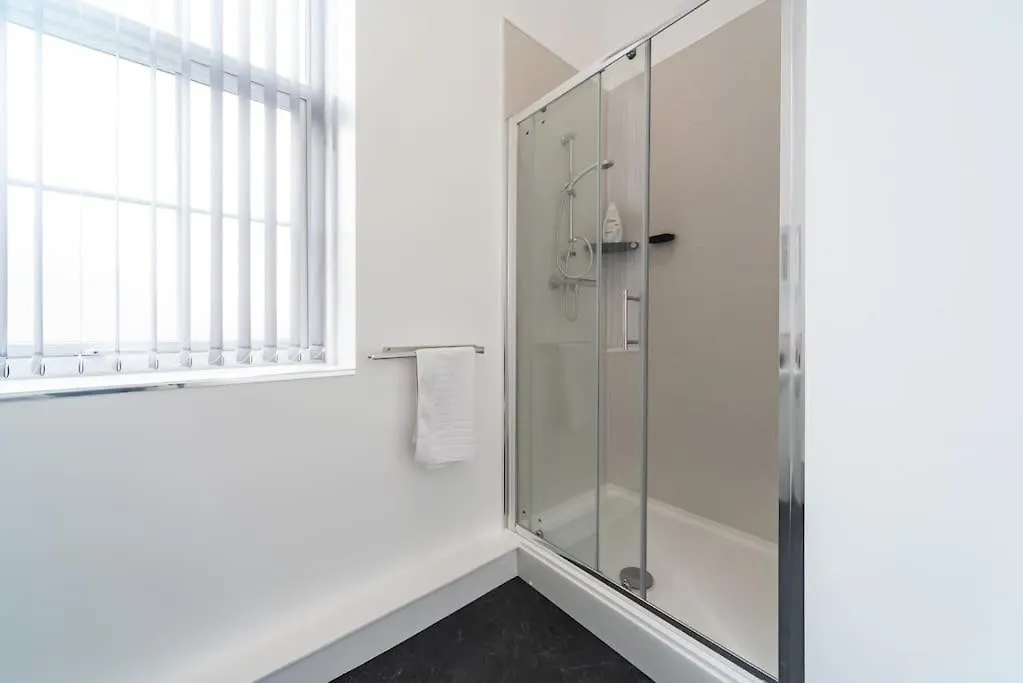 Jesouth Refreshing 1 Bedrm Condo Roomy Comfy Posh Kingston upon Hull